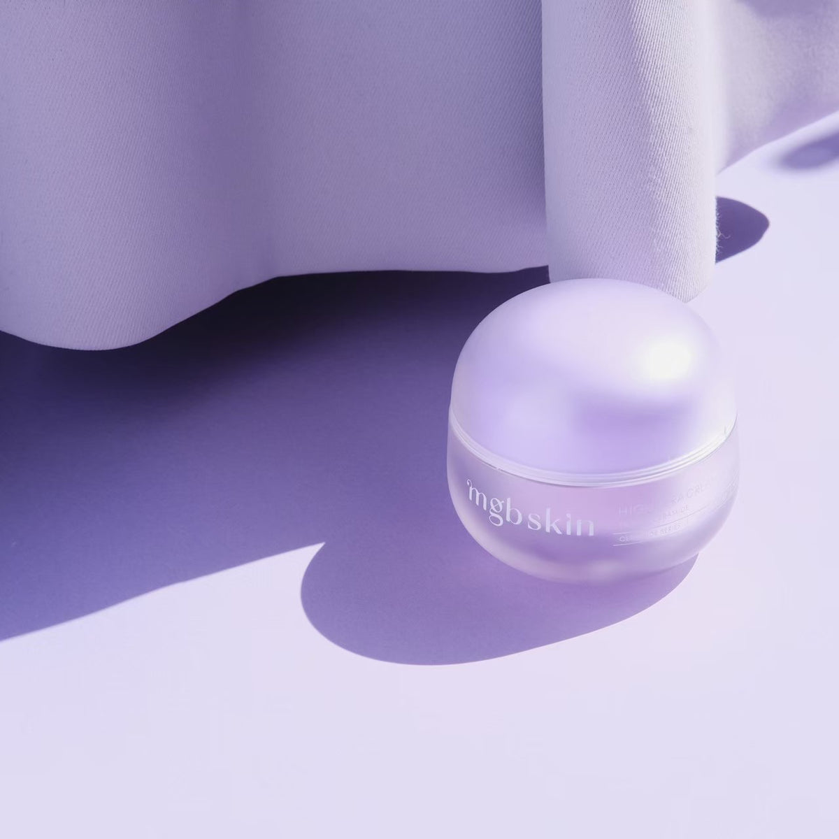 肌のうるおいが自立した美しさへと導く『HIGHCERA CREAM LIGHT』😌✨